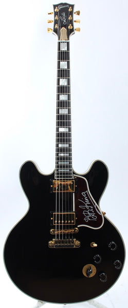 2005 Gibson Lucille signed by B.B. King ebony