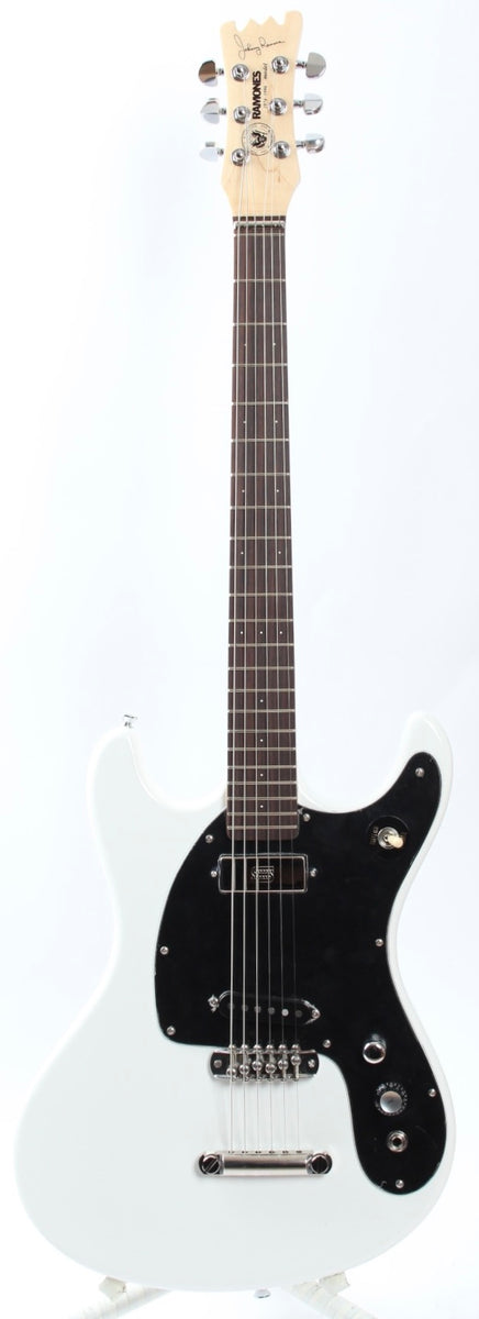 2025 Mosrite The Ventures Mark II Johnny Ramone Signature white