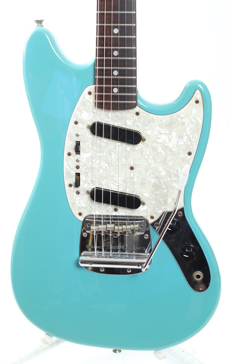 1997 Fender Mustang 65 Reissue daphne blue – Yeahman's Vintage