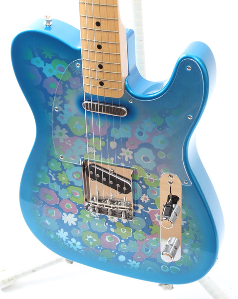 fender telecaster ピックガード　blue flower Fender Made in Japan Limited Telecaster Blue Flower with Gig