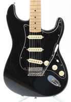 2000 Fender Stratocaster black