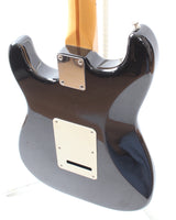 2000 Fender Stratocaster black