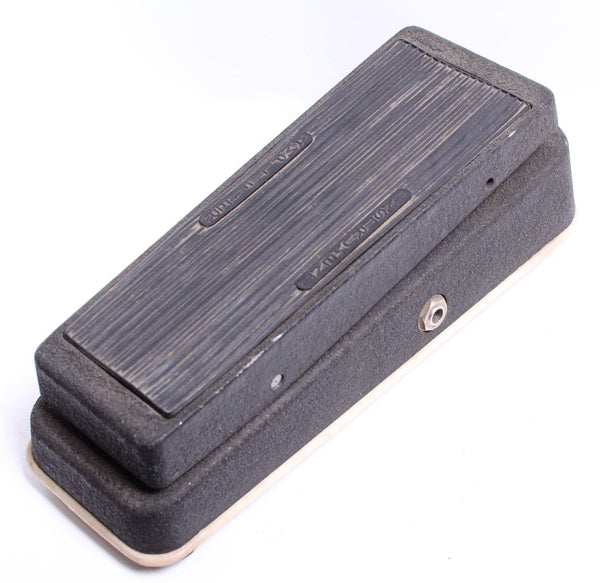 1970s Jen Cry Baby with 9V DC extension
