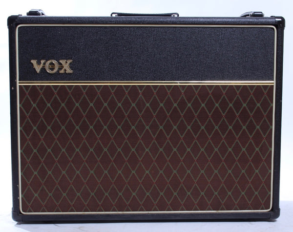 2006 Vox AC30CC2X blue alnico speakers