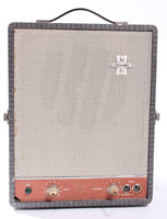 1959 Silvertone 9075 Amp